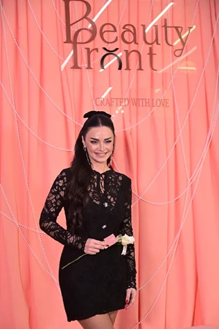 Grand Opening of Beauty Front