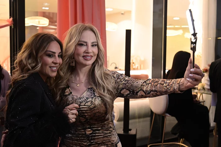 Grand Opening of Beauty Front