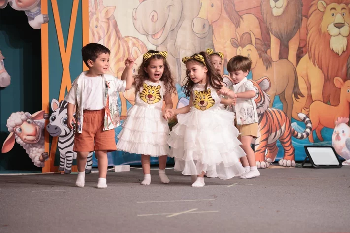 Bebes Calins Graduation 2025