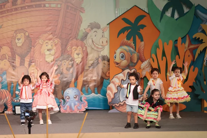 Bebes Calins Graduation 2025