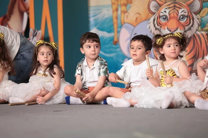 Bebes Calins Graduation 2025