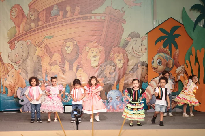 Bebes Calins Graduation 2025
