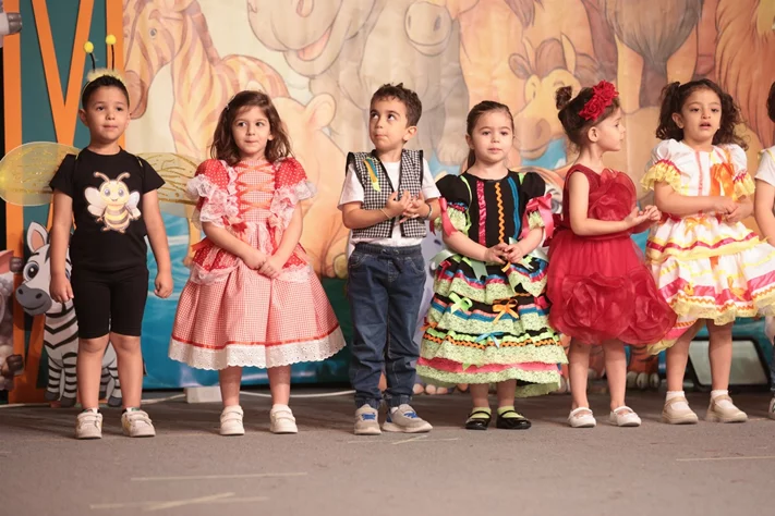 Bebes Calins Graduation 2025