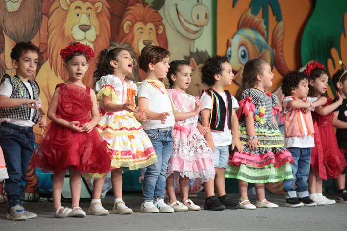Bebes Calins Graduation 2025
