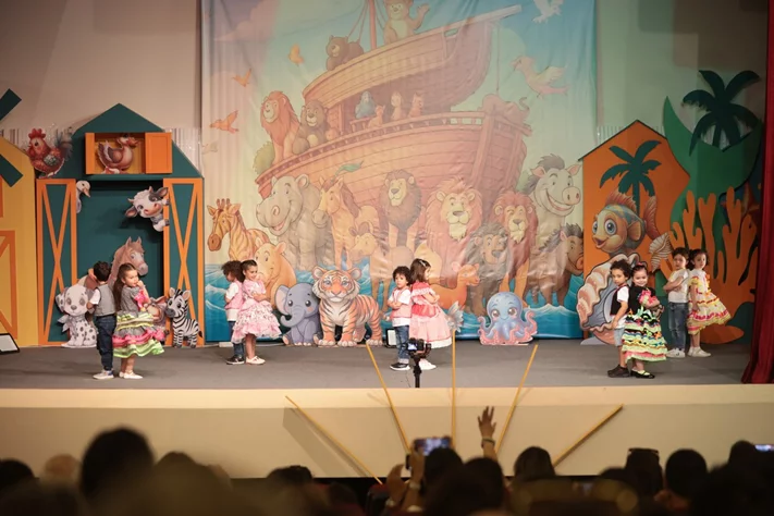 Bebes Calins Graduation 2025
