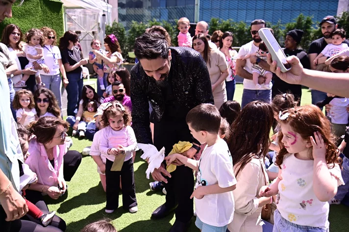 Bebe Sucre Hello Sunshine Event at VOL Playground