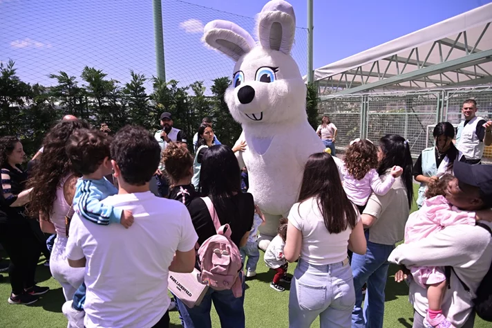 Bebe Sucre Hello Sunshine Event at VOL Playground