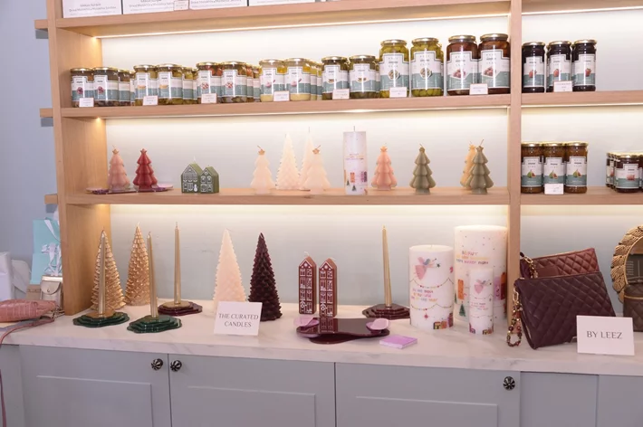 Decorate & Donate at Beit Sara