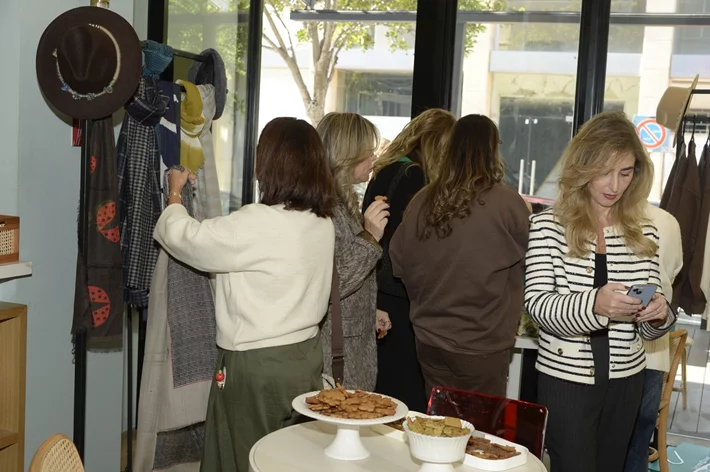 Decorate & Donate at Beit Sara