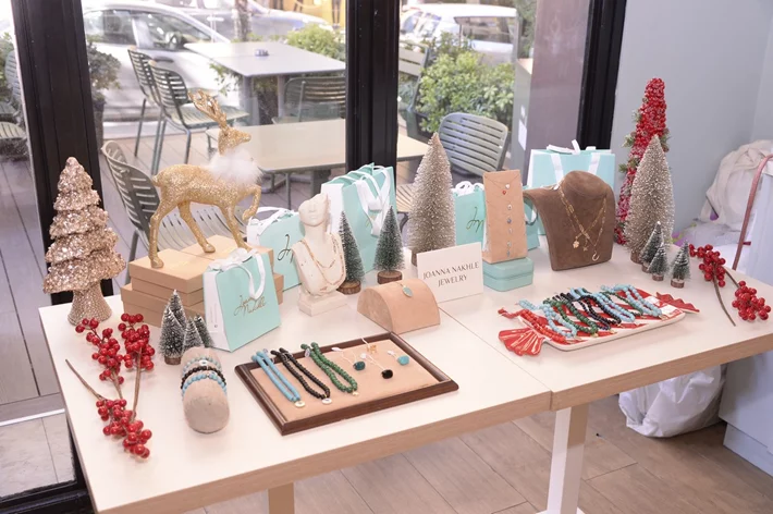 Decorate & Donate at Beit Sara