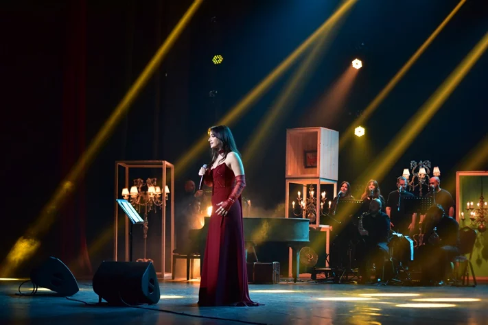 Carla Chamoun at Casino du Liban