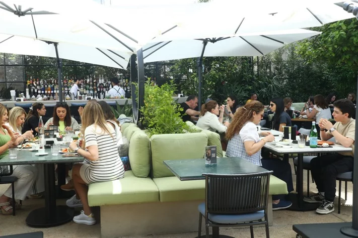 Fresh Tuesdays at Casper and Gambinis Dbayeh
