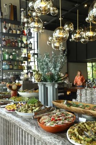 Fresh Tuesdays at Casper and Gambinis Dbayeh