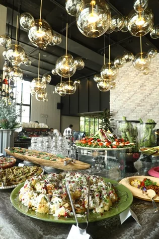 Fresh Tuesdays at Casper and Gambinis Dbayeh