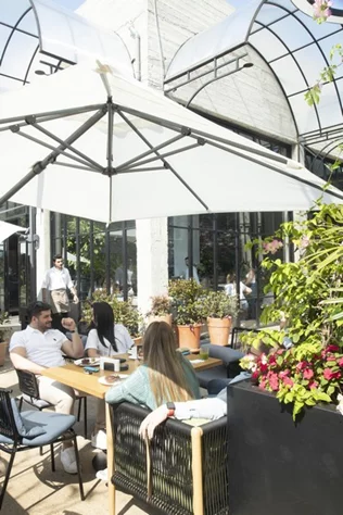 Fresh Tuesdays at Casper and Gambinis Dbayeh