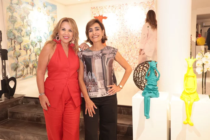 Giraffitude Souls in Color, A solo exhibition by Lebanese artist Joa Chelala