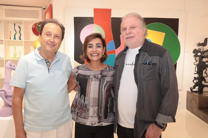 Giraffitude Souls in Color, A solo exhibition by Lebanese artist Joa Chelala