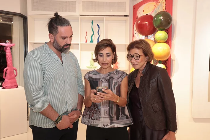 Giraffitude Souls in Color, A solo exhibition by Lebanese artist Joa Chelala