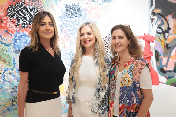 Giraffitude Souls in Color, A solo exhibition by Lebanese artist Joa Chelala
