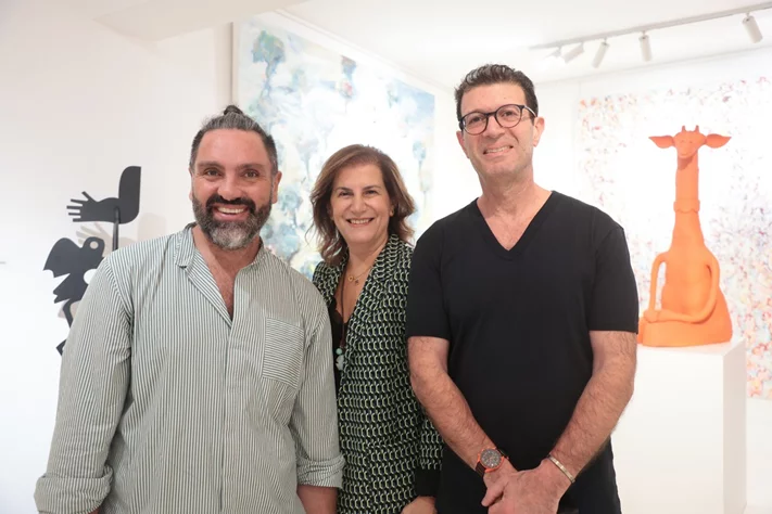 Giraffitude Souls in Color, A solo exhibition by Lebanese artist Joa Chelala