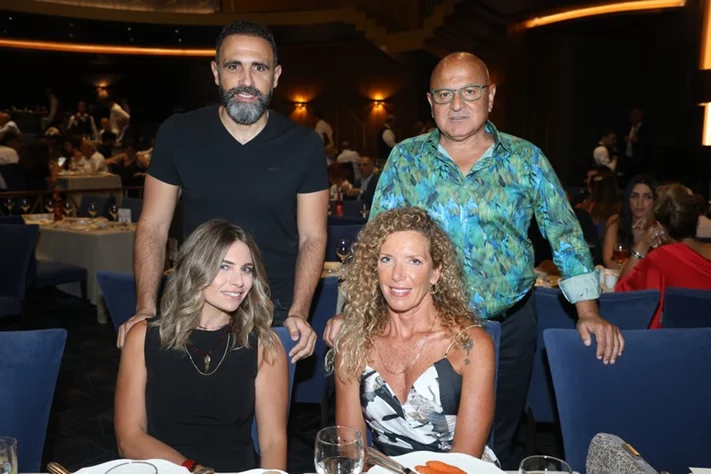 Chris De Burgh at Casino Du Liban
