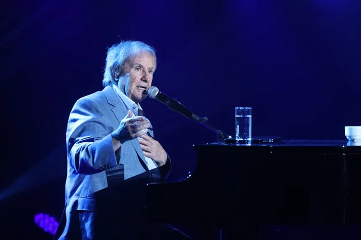 Chris De Burgh at Casino Du Liban