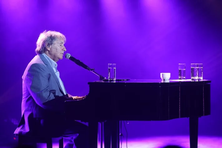 Chris De Burgh at Casino Du Liban