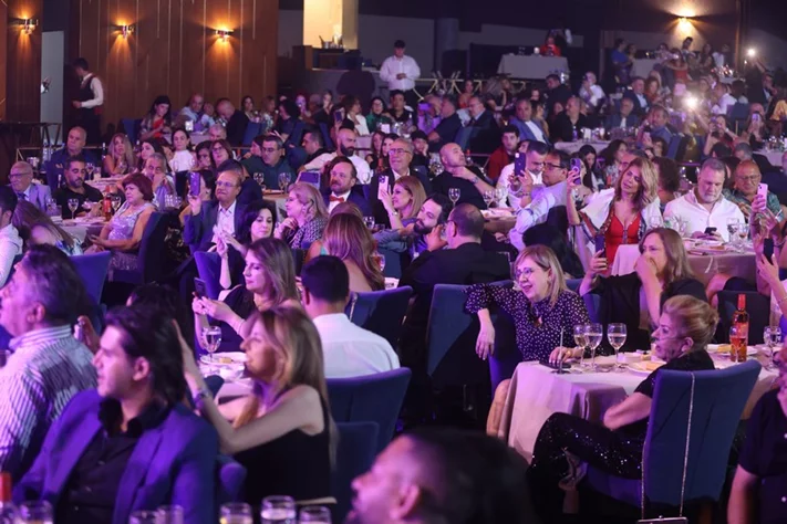 Chris De Burgh at Casino Du Liban