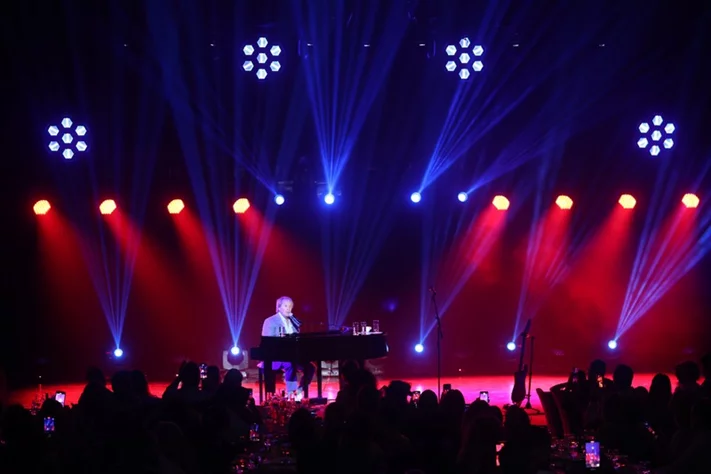 Chris De Burgh at Casino Du Liban
