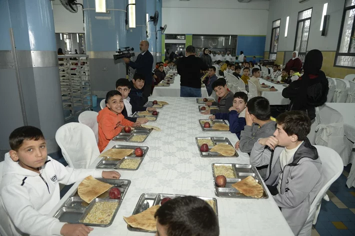 حفل غداء دار الايتام الاسلامية-اشغلنا