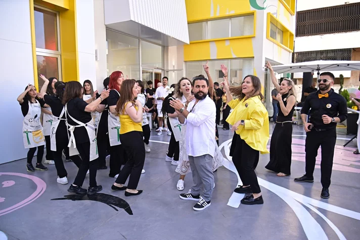 Grand Opening of Dent De Lait Verdun