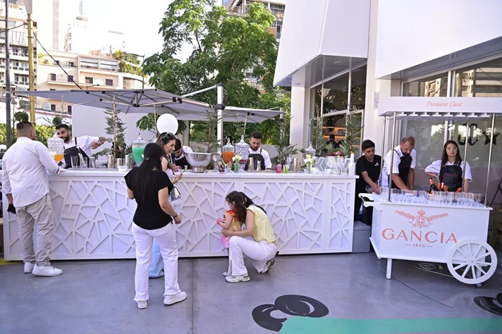 Grand Opening of Dent De Lait Verdun