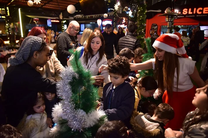 Noël Pour Tous at D Grounds