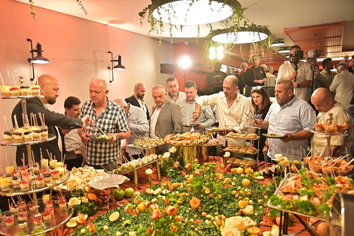 Opening of Eat Vite Snack