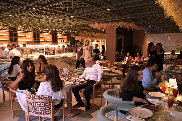 Opening of EL & N London Cafe