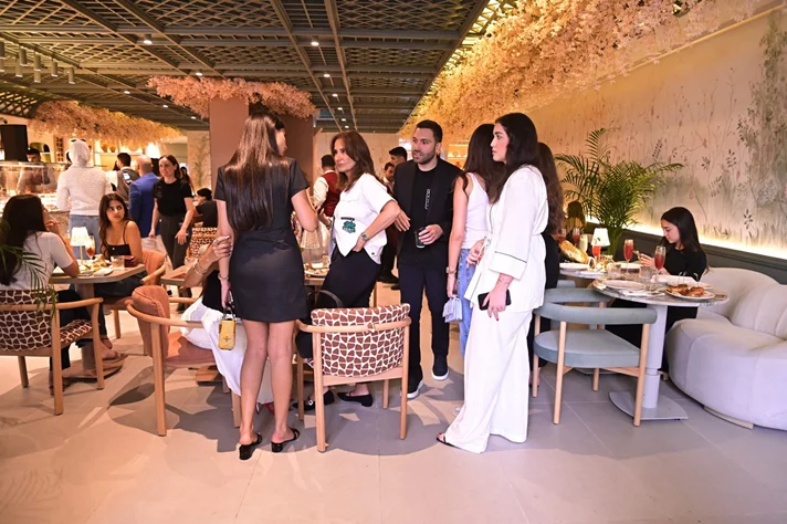 Opening of EL & N London Cafe