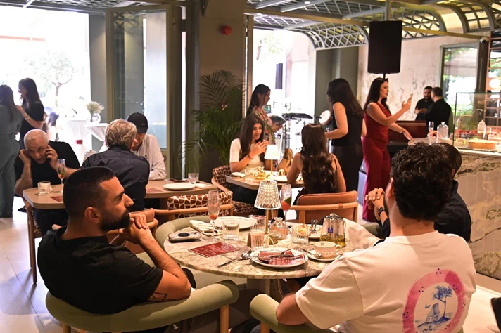 Opening of EL & N London Cafe