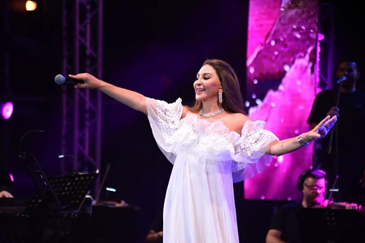 ELISSA at Beirut Holidays