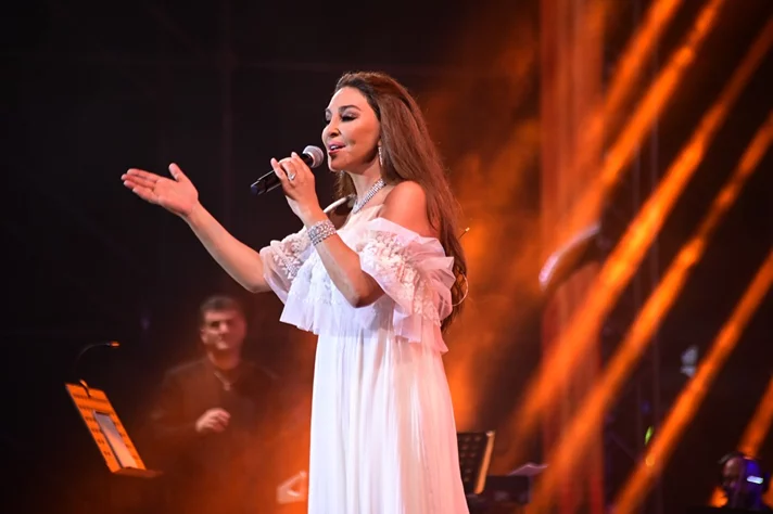 ELISSA at Beirut Holidays