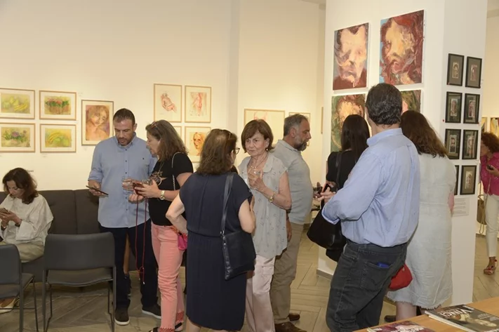 l'Exposition Collective L'été en Couleurs