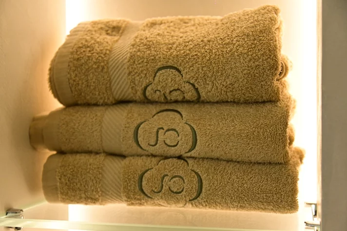 Opening of Glaze Beauty House