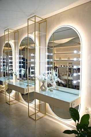 Opening of Glaze Beauty House