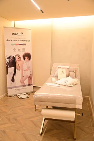 Opening of Glaze Beauty House