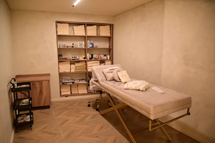 Opening of Glaze Beauty House