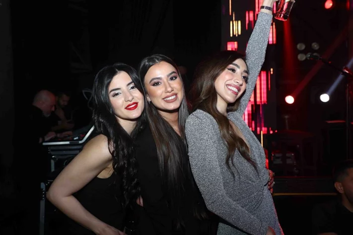 Nightlife Experience at Guru in Jbeil