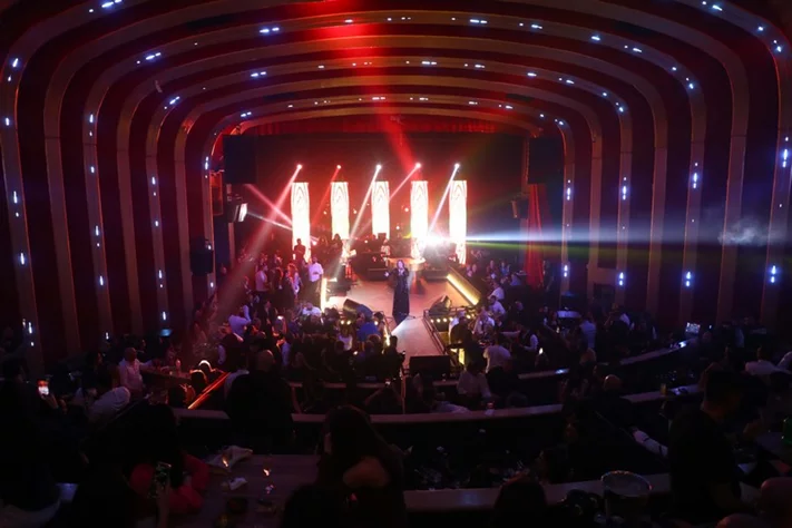 Nightlife Experience at Guru in Jbeil