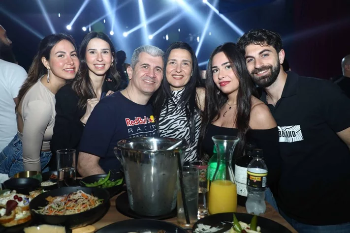 Nightlife Experience at Guru in Jbeil