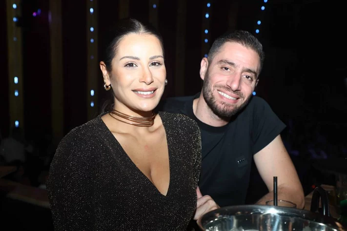 Nightlife Experience at Guru in Jbeil