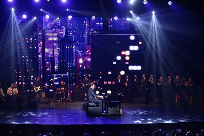 Guy Manoukian at Casino du Liban