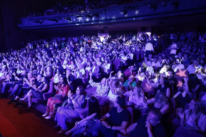 Guy Manoukian at Casino du Liban